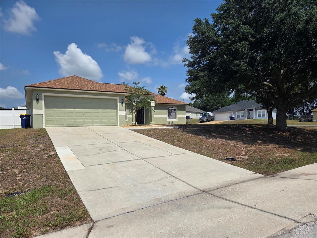 Picture of 8025 Cardinal Winds Lane, Mascotte, FL 34753