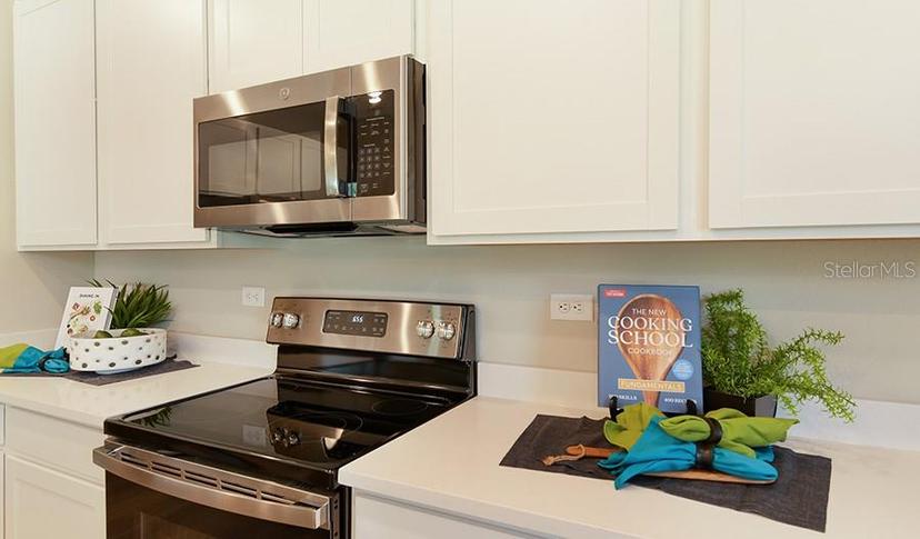 Picture of 733 Lake Dell Road, Dundee FL 33838