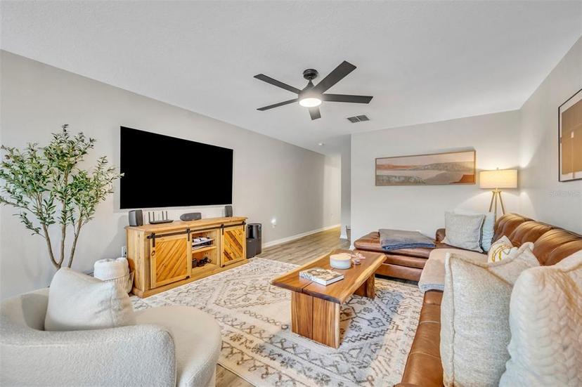Picture of 212 Belvedere Way, Sanford FL 32773