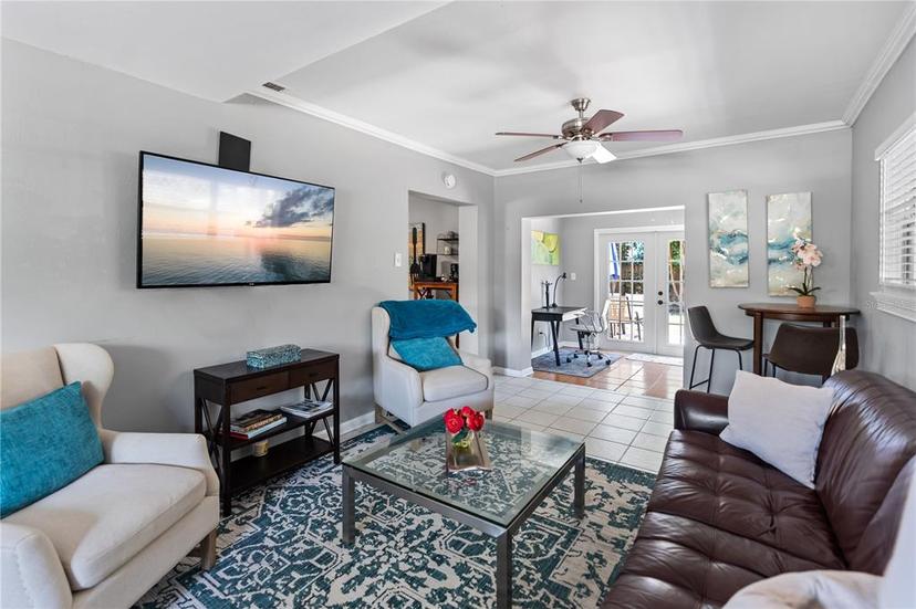 Picture of 3005 W Helen Avenue, Tampa FL 33611