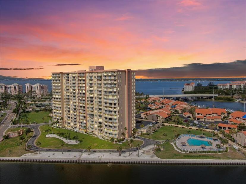 Picture of 4900 Brittany Drive S Unit 808, St Petersburg FL 33715