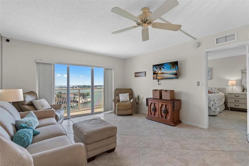 Picture of 4900 Brittany Drive S Unit 808, St Petersburg FL 33715