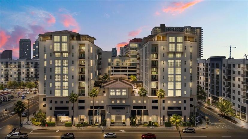 Picture of 1238 E Kennedy Boulevard Unit 802, Tampa FL 33602