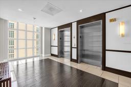 Picture of 1238 E Kennedy Boulevard Unit 802, Tampa, FL 33602