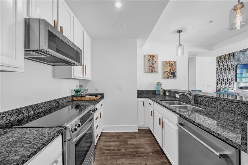 Picture of 1238 E Kennedy Boulevard Unit 802, Tampa FL 33602