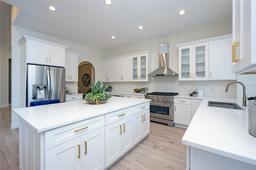 Picture of 12408 Seabrook Drive, Tampa, FL 33626