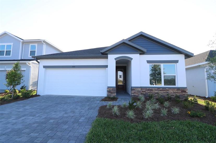 Picture of 5914 Bristle Oak Street, Mount Dora FL 32757