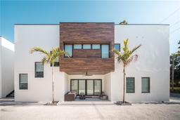 Picture of 816 Goodrich Avenue, Sarasota, FL 34236