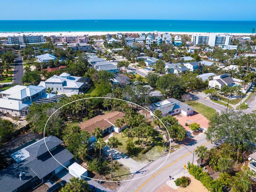 Picture of 734 Canal Road, Sarasota FL 34242