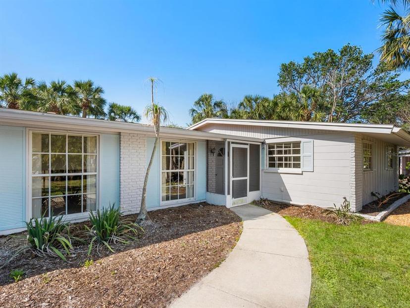Picture of 734 Canal Road, Sarasota FL 34242