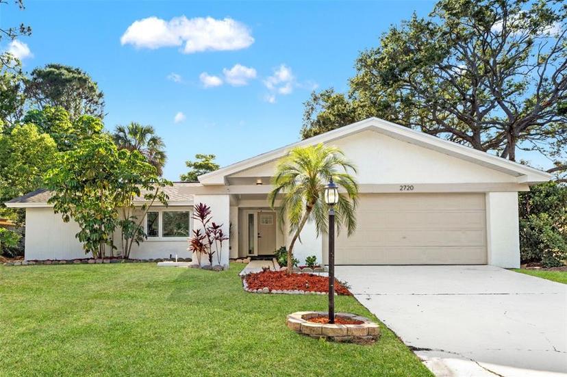 Picture of 2720 Pinewood Court, Clearwater FL 33761