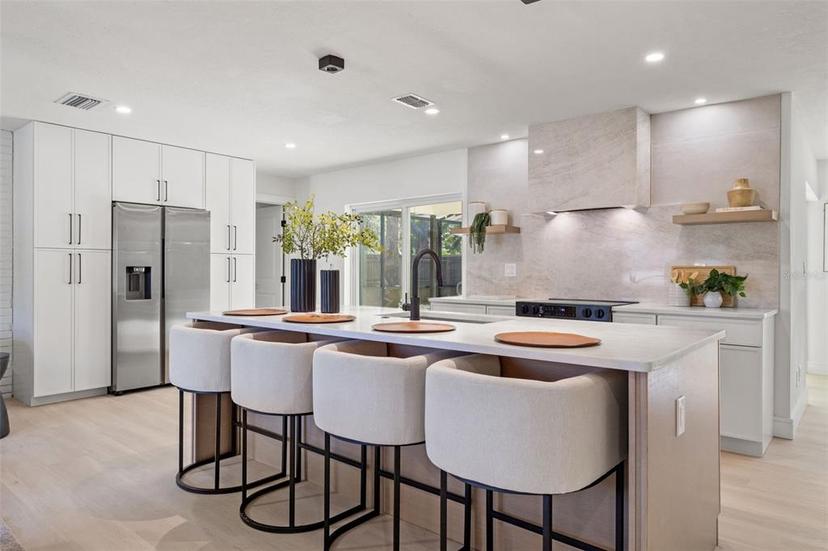 Picture of 2720 Pinewood Court, Clearwater FL 33761