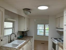 Picture of 1030 Vermont Avenue, Lady Lake, FL 32159