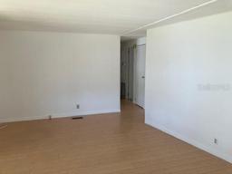 Picture of 1030 Vermont Avenue, Lady Lake, FL 32159
