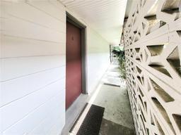 Picture of 1700 SW 16Th Court Unit L6, Gainesville, FL 32608