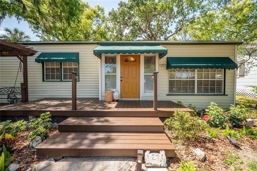 Picture of 1211 E Park Circle, Tampa FL 33604
