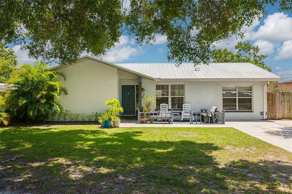 Picture of 2153 Catalina Drive N, Clearwater, FL 33763