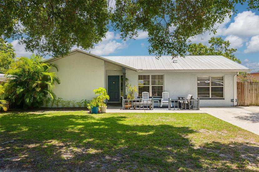 Picture of 2153 Catalina Drive N, Clearwater FL 33763