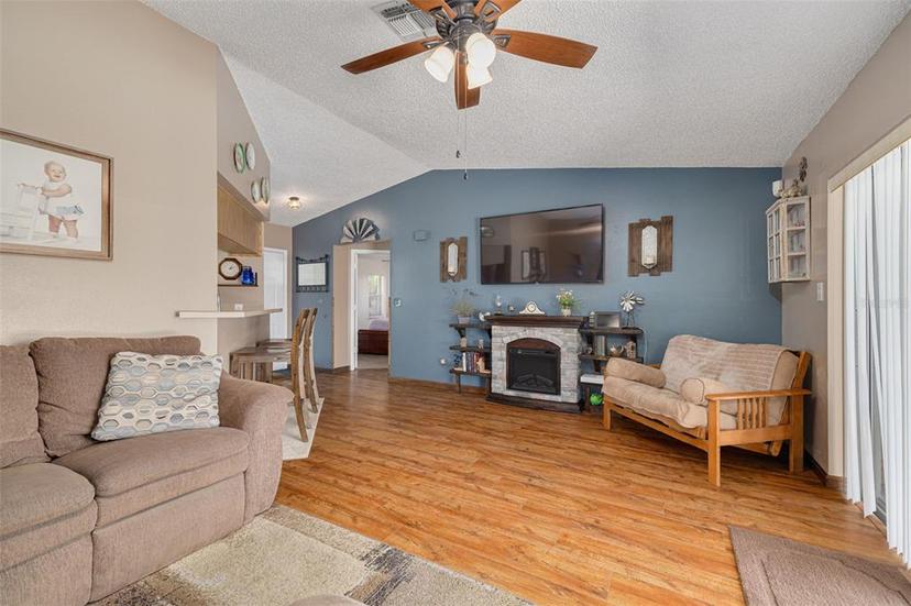Picture of 2153 Catalina Drive N, Clearwater FL 33763