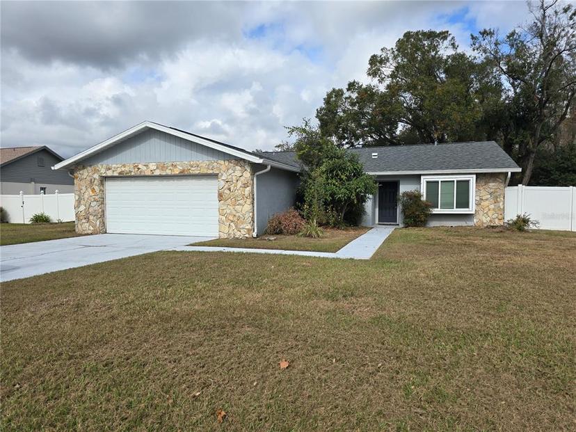 Picture of 23015 Mayfair Road, Land O Lakes FL 34639