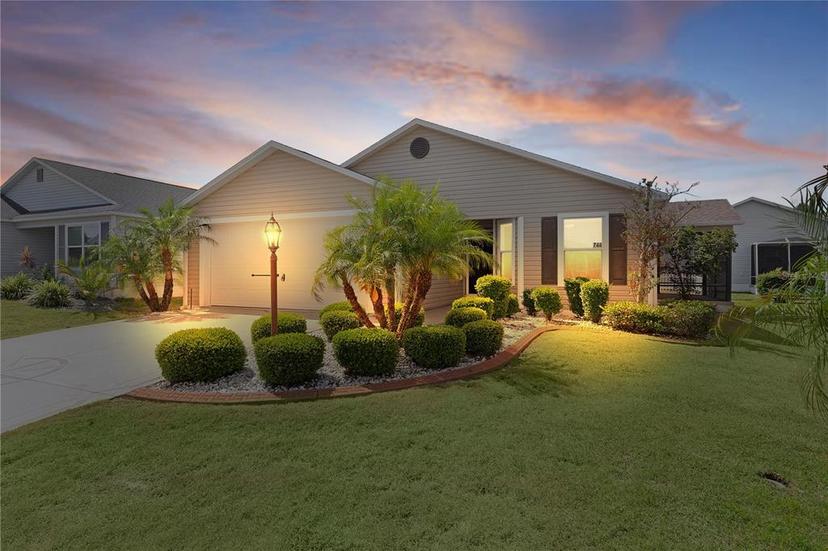 Picture of 744 Shelton Street, The Villages FL 32163