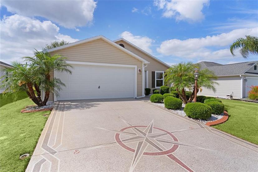 Picture of 744 Shelton Street, The Villages FL 32163