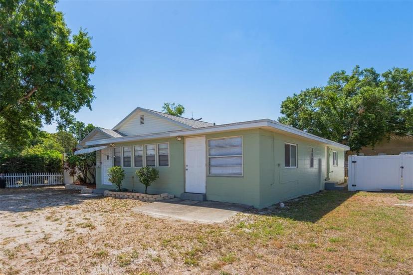 Picture of 4100 46Th Avenue N, St Petersburg FL 33714