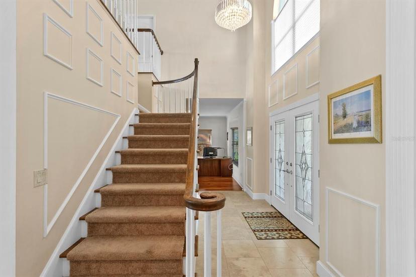 Picture of 13548 Lake Magdalene Drive, Tampa FL 33613