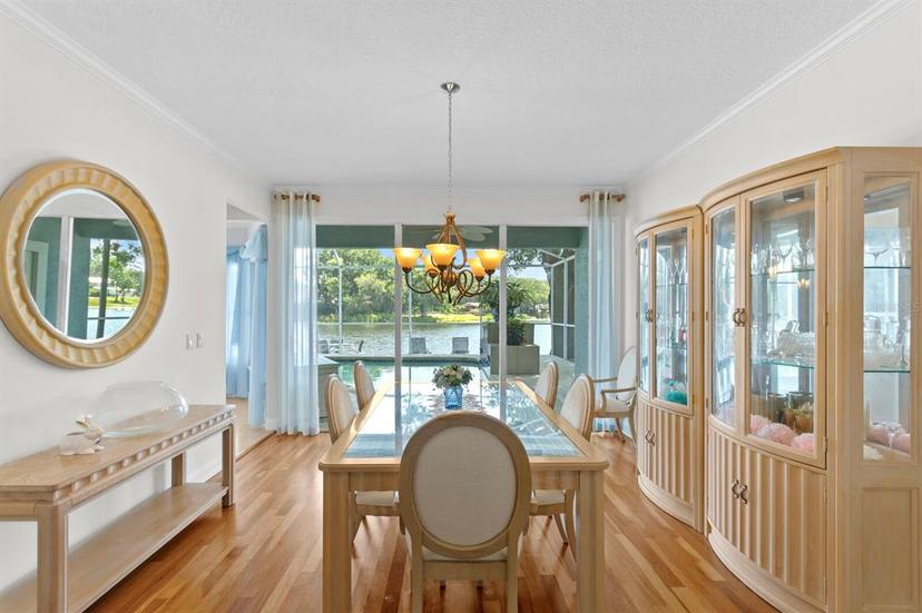 Picture of 13548 Lake Magdalene Drive, Tampa FL 33613