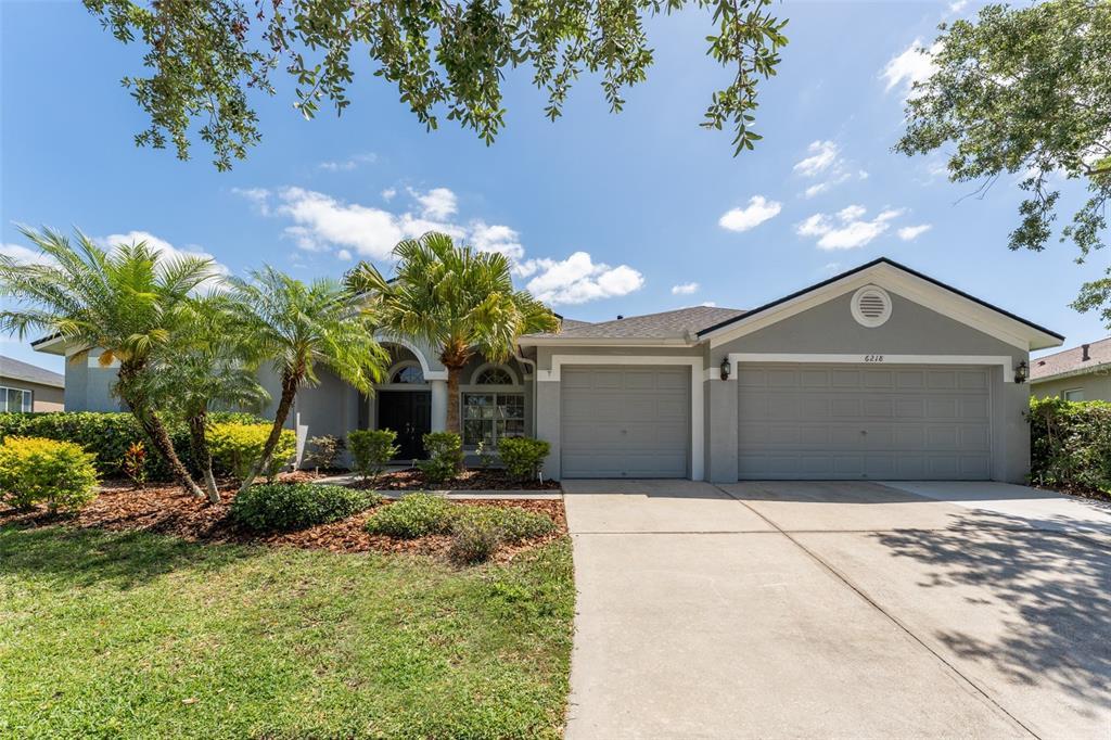 Picture of 6218 Bridgevista Drive, Lithia, FL 33547