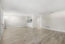 Picture of 13250 Ridge Road Unit 4B3, Largo, FL 33778