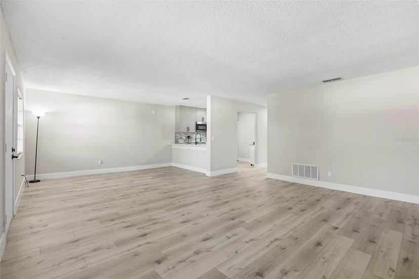 Picture of 13250 Ridge Road Unit 4B3, Largo FL 33778