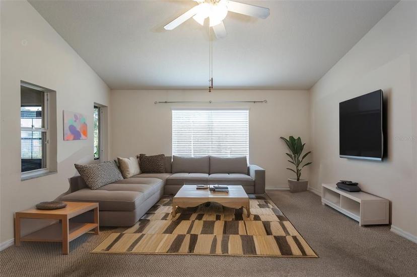 Picture of 28 Weller Lane, Palm Coast FL 32164