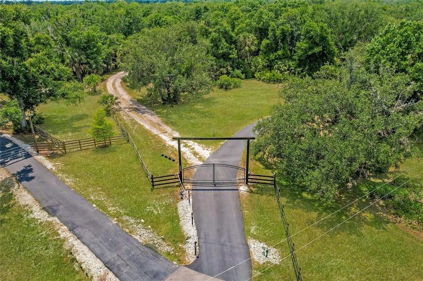 Picture of 9325 SW Lipe Road, Arcadia FL 34269