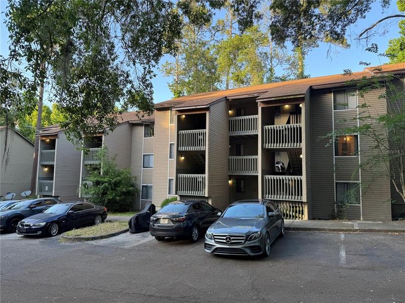 Picture of 111 SE 16Th Avenue Unit O304, Gainesville FL 32601