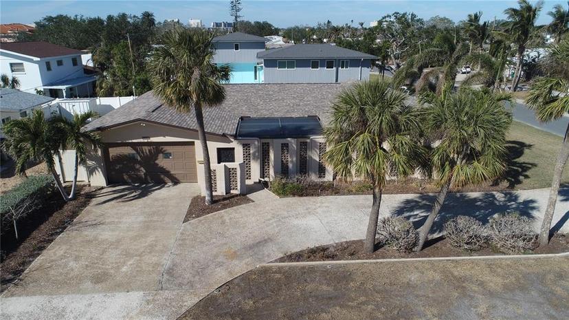Picture of 2015 Dolphin Boulevard S, St Petersburg FL 33707