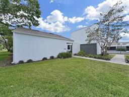 Picture of 14205 Cypress Terrace, Tampa, FL 33618
