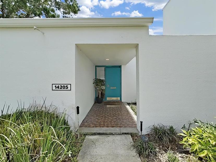 Picture of 14205 Cypress Terrace, Tampa FL 33618
