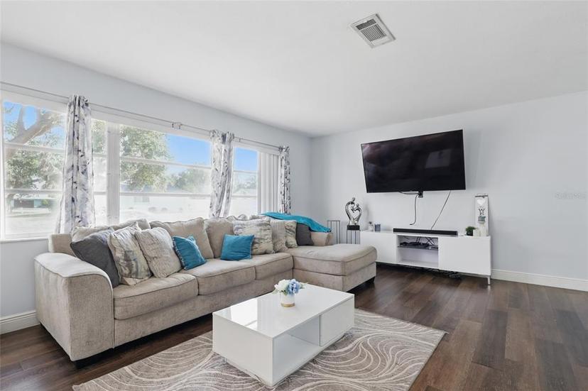 Picture of 3941 Pin Oaks Street, Sarasota FL 34232