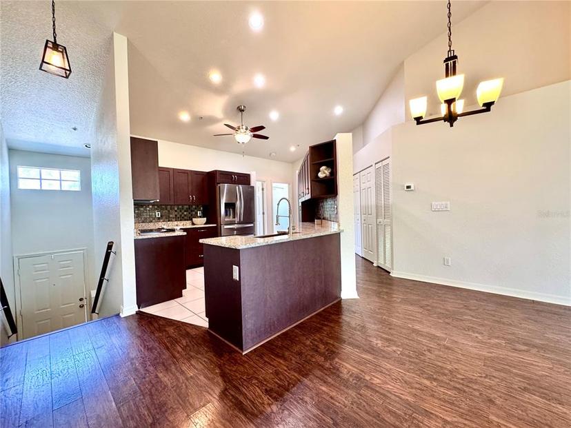 Picture of 6534 Fairway Gardens Drive Unit 17-201, Bradenton FL 34203