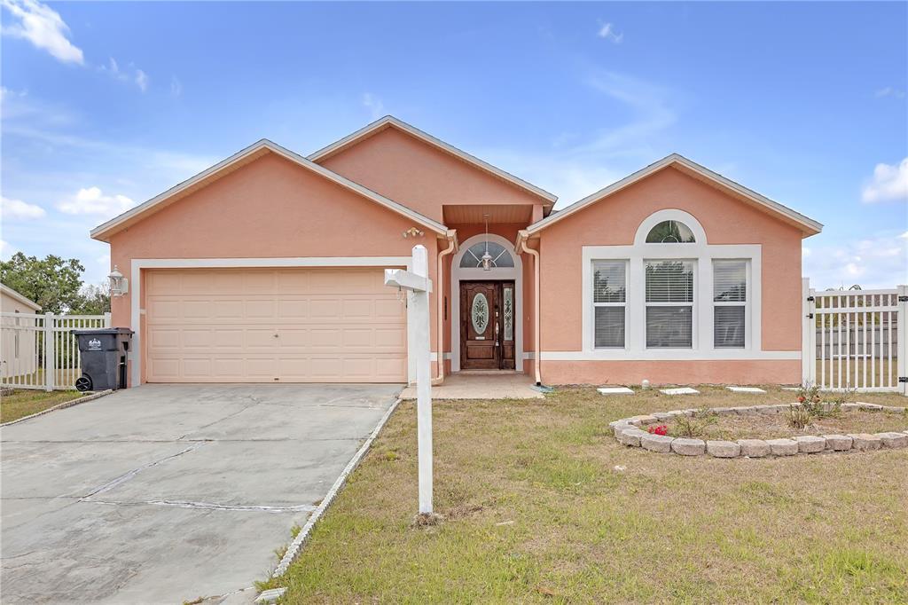 Picture of 4617 Horseshoe Pick Lane, Valrico, FL 33594
