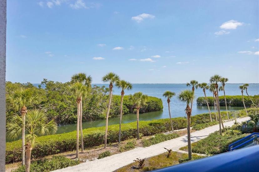 Picture of 2120 Harbourside Drive Unit 621, Longboat Key FL 34228