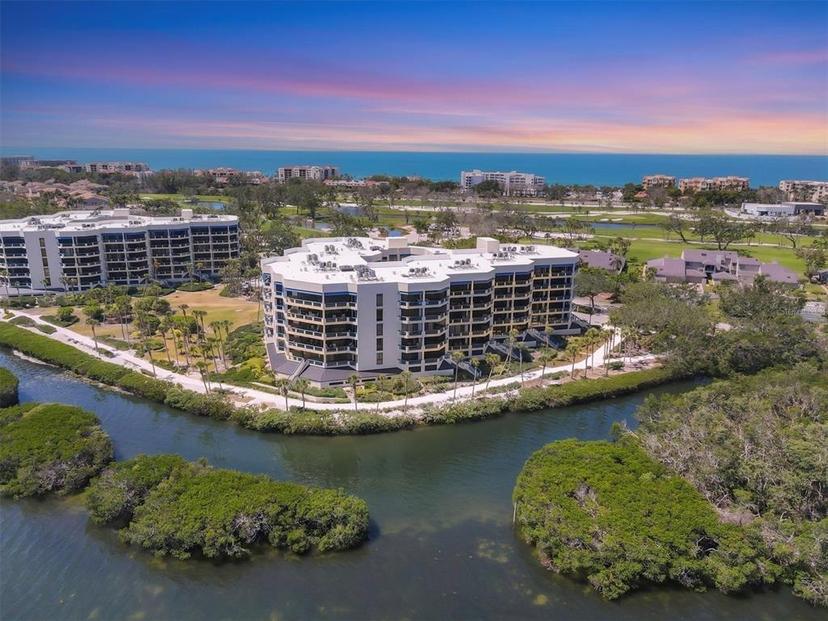 Picture of 2120 Harbourside Drive Unit 621, Longboat Key FL 34228