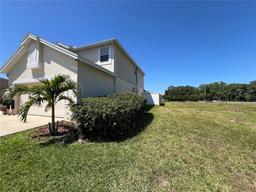 Picture of 502 Little Lake Court, Winter Haven, FL 33884