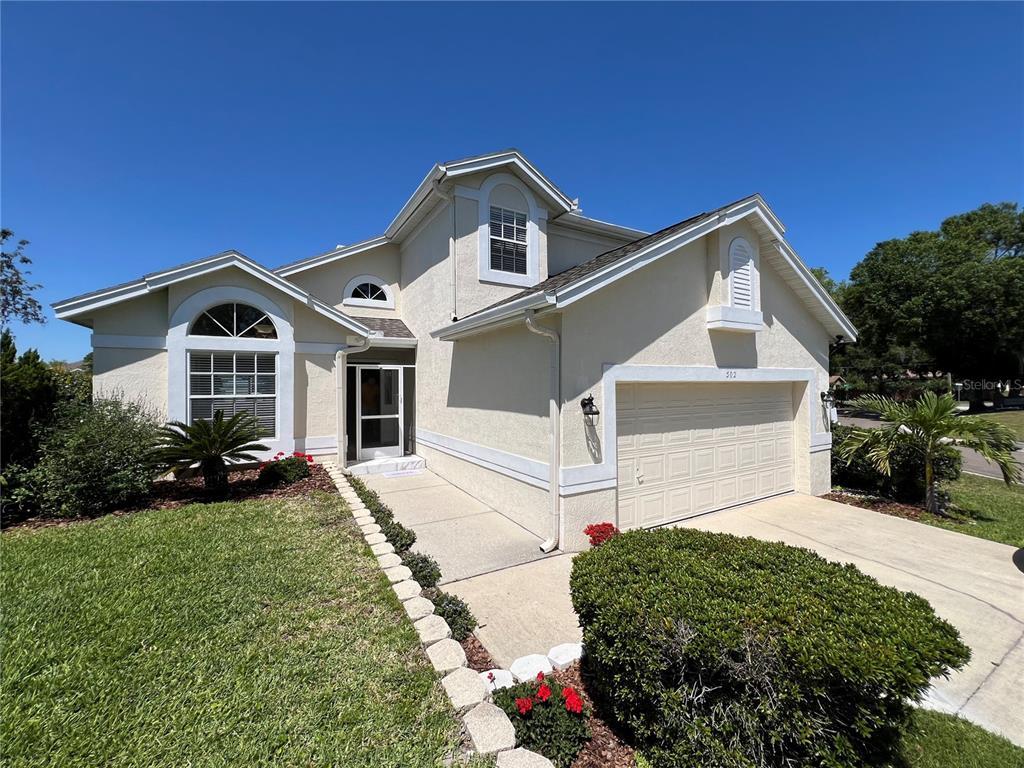 Picture of 502 Little Lake Court, Winter Haven, FL 33884