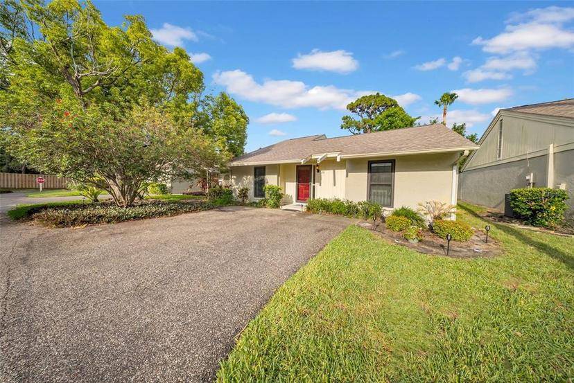 Picture of 20 Windrush Bay Drive, Tarpon Springs FL 34689