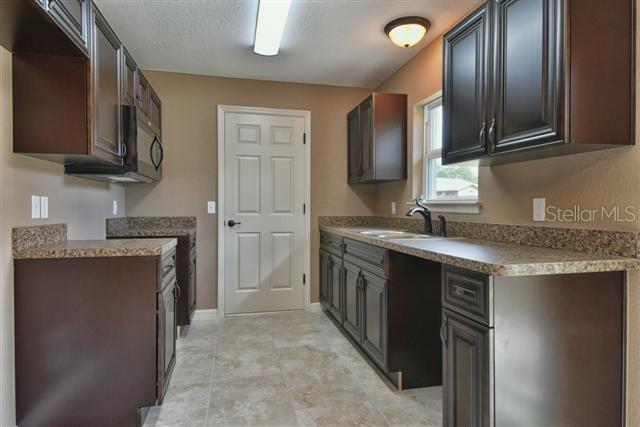 Picture of 89 Fisher Way Course, Ocklawaha FL 32179