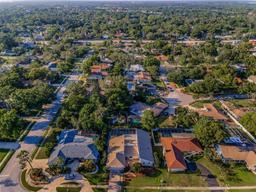 Picture of 833 Lakeside Terrace, Palm Harbor, FL 34683