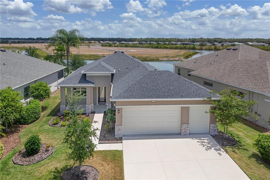 Picture of 8664 Bridgeport Bay Circle, Mount Dora, FL 32757