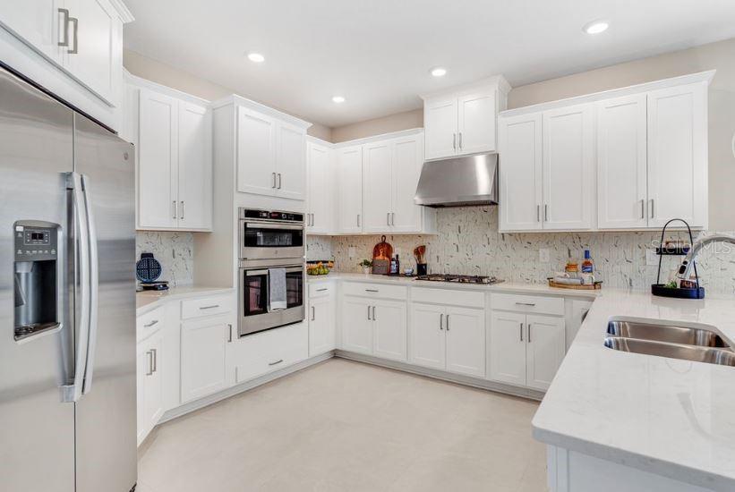 Picture of 845 Steel Drive, Apollo Beach FL 33572